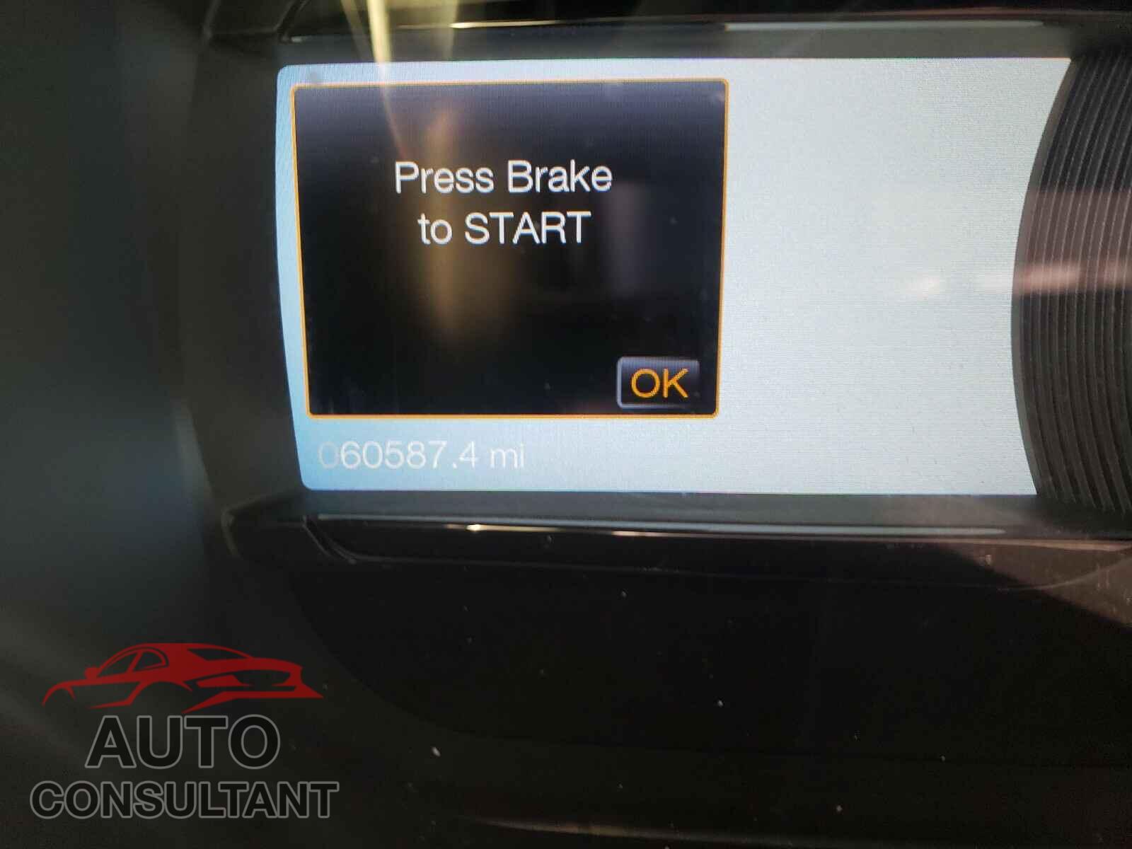 FORD TAURUS 2016 - 1FAHP2F84GG136047