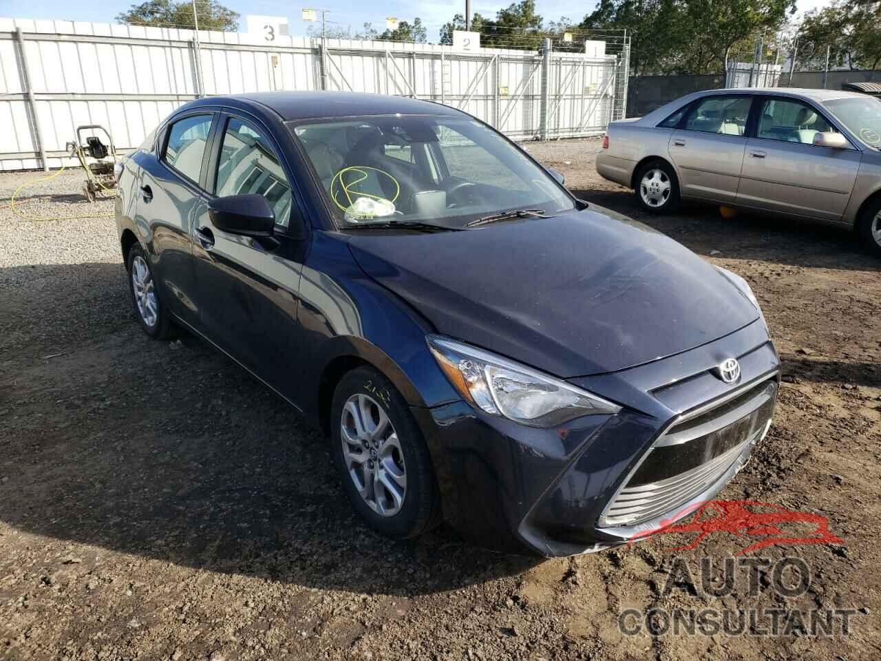 TOYOTA YARIS 2017 - 3MYDLBYV4HY162575