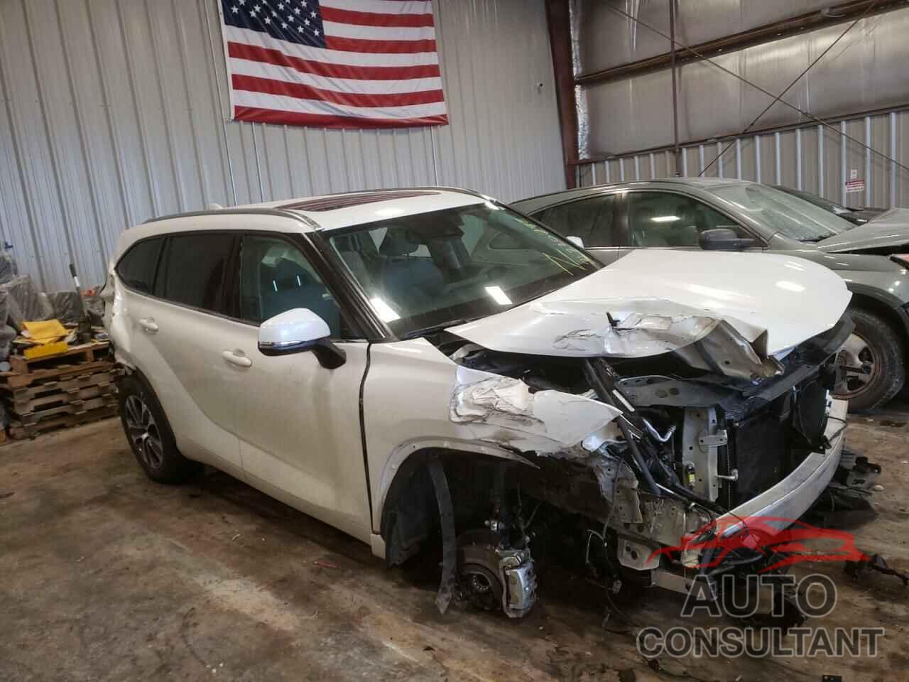 TOYOTA HIGHLANDER 2020 - 5TDHZRBH2LS520279