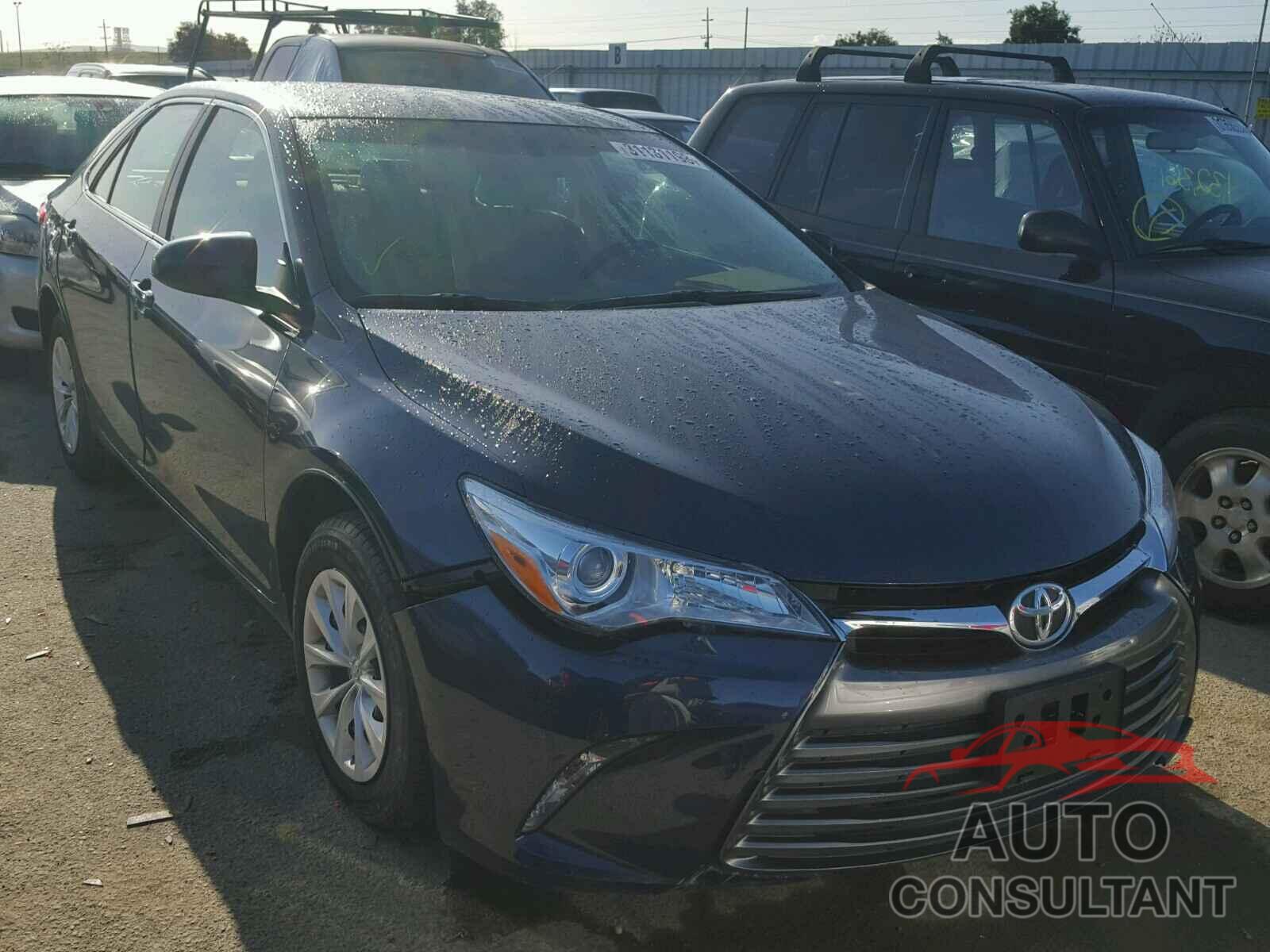 TOYOTA CAMRY 2016 - 4T4BF1FK7GR558812