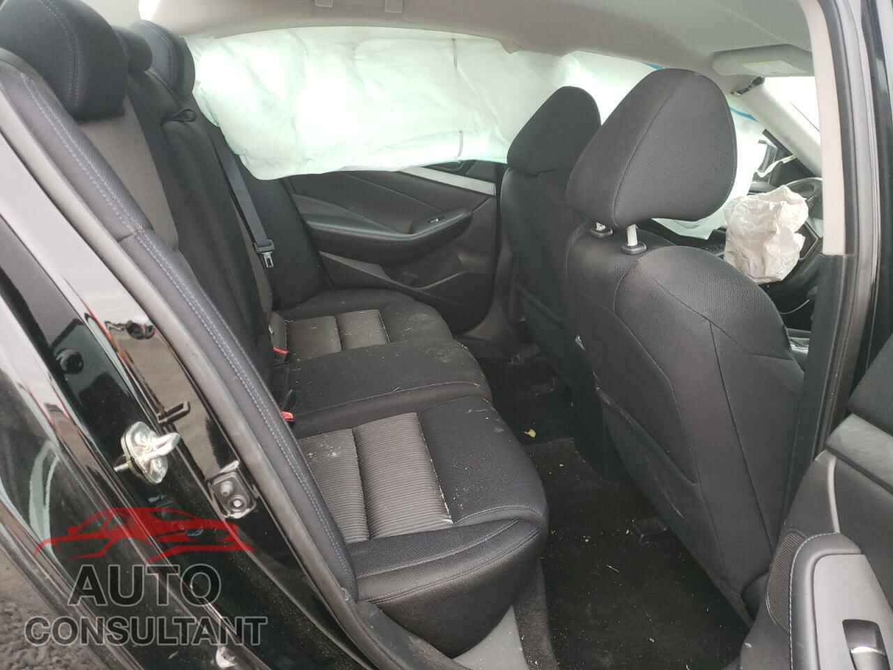 NISSAN MAXIMA 2017 - 1N4AA6AP6HC364181