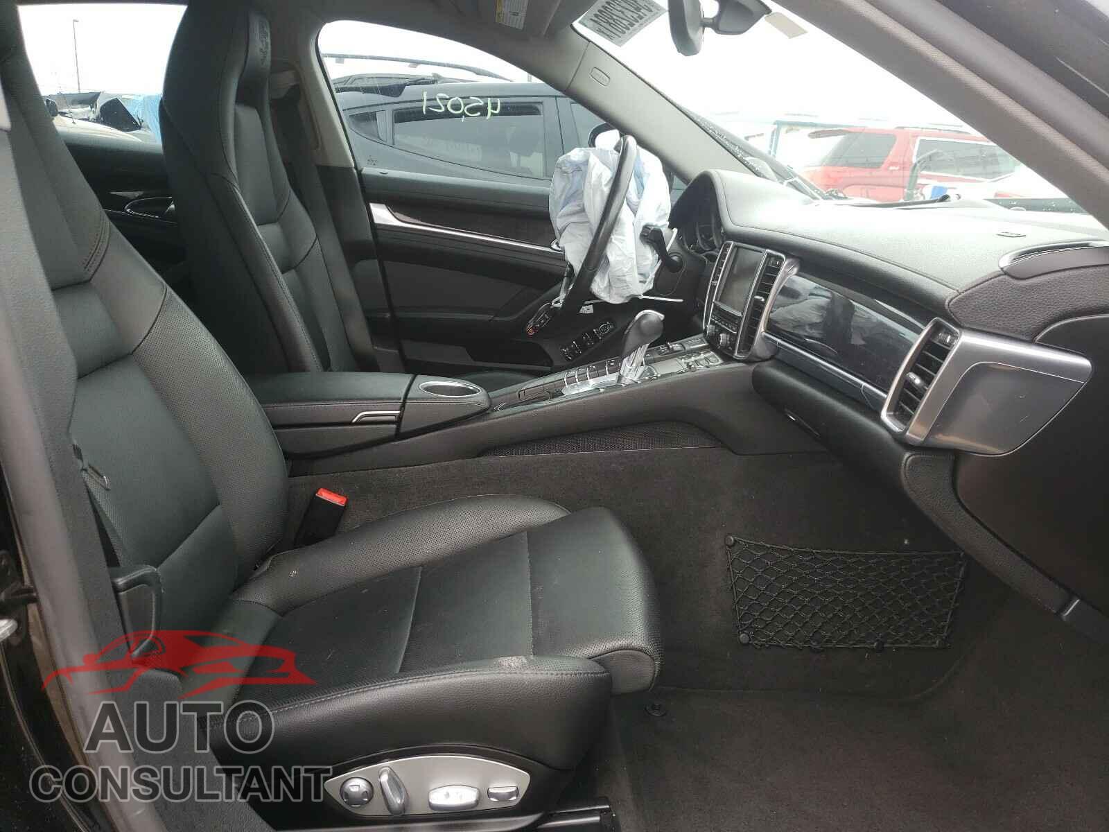 PORSCHE PANAMERA 2016 - WP0AA2A72GL007565