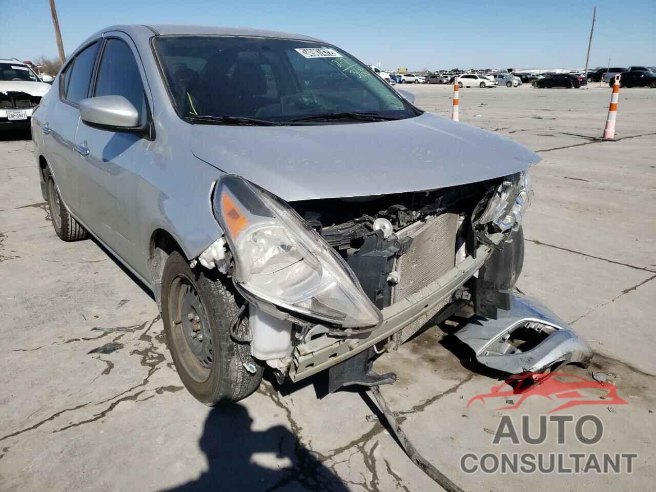 NISSAN VERSA 2017 - 3N1CN7AP9HL889479