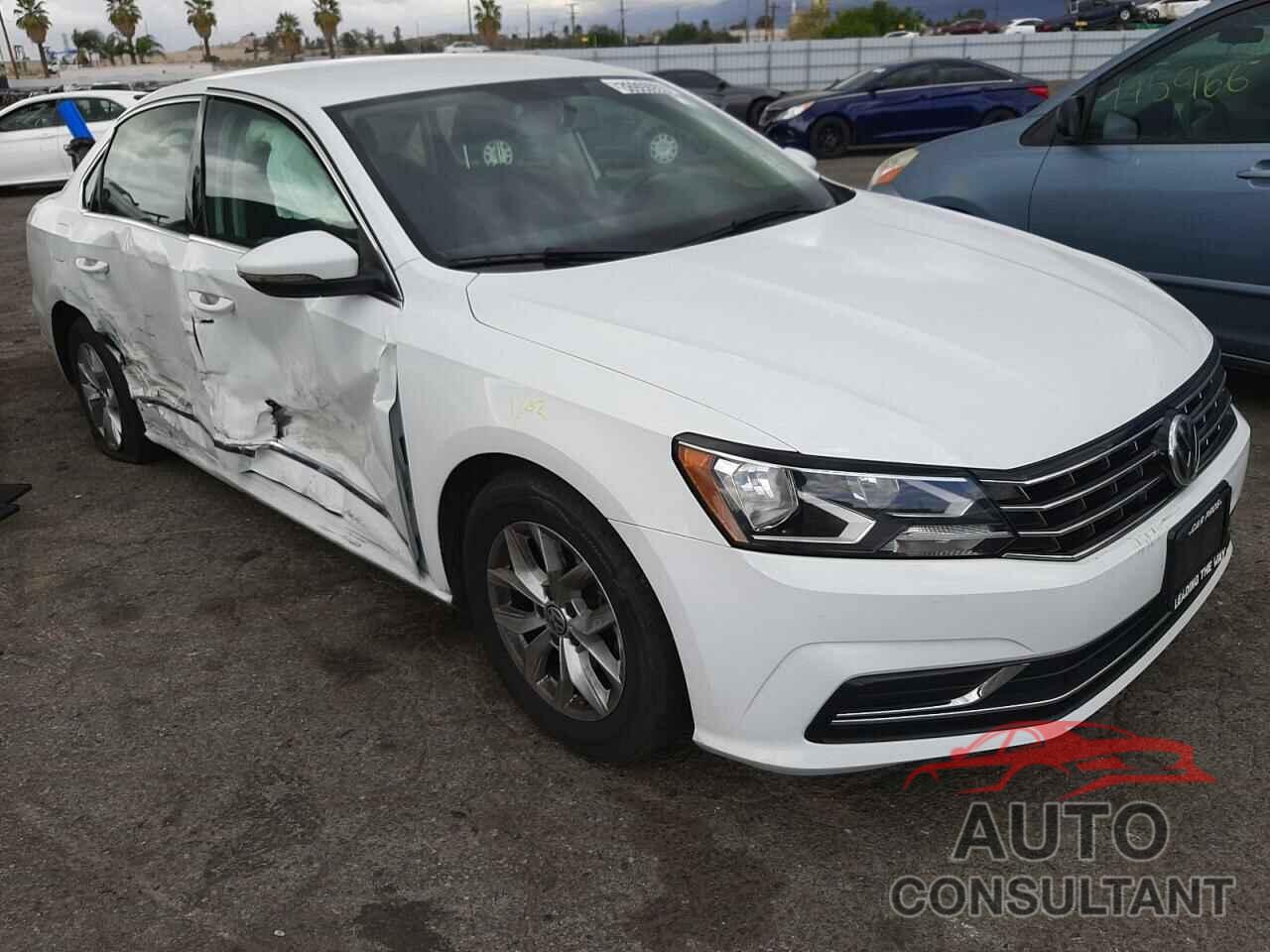 VOLKSWAGEN PASSAT 2017 - 1VWAT7A30HC083515