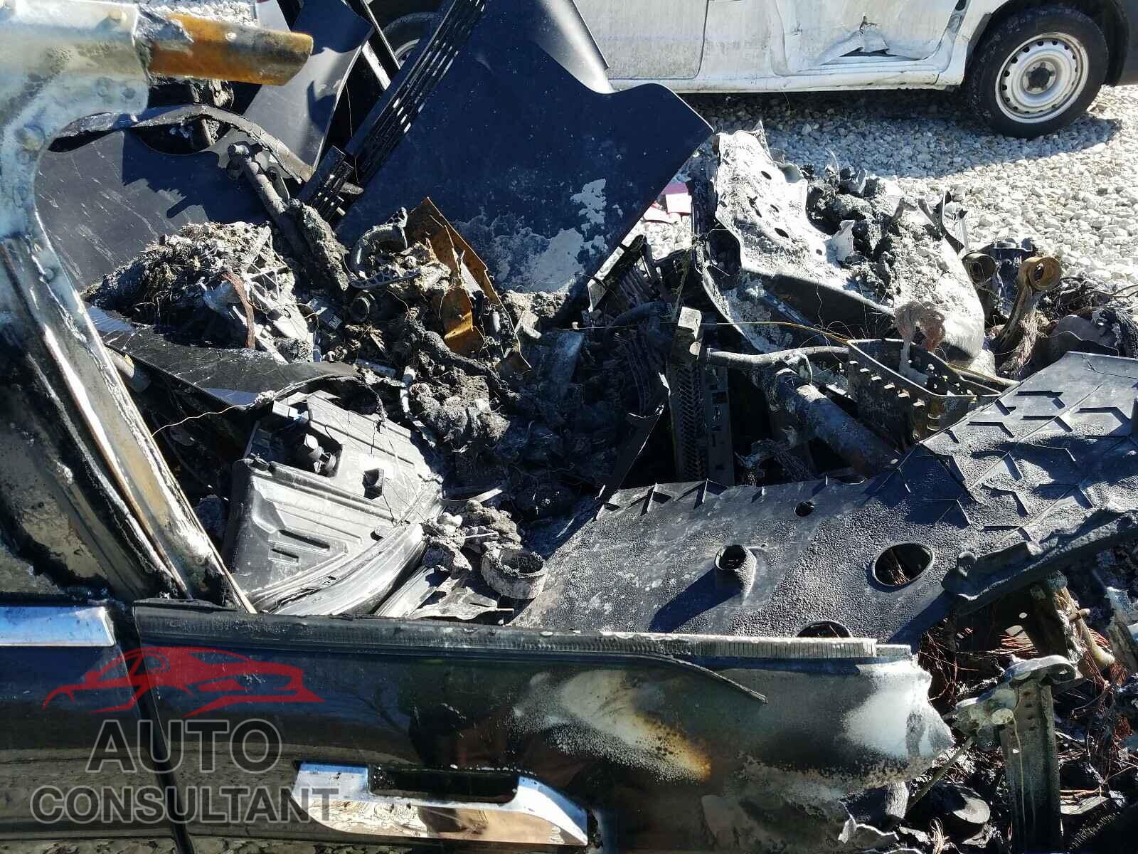 TESLA MODEL S 2019 - 5YJSA1E2XKF337429