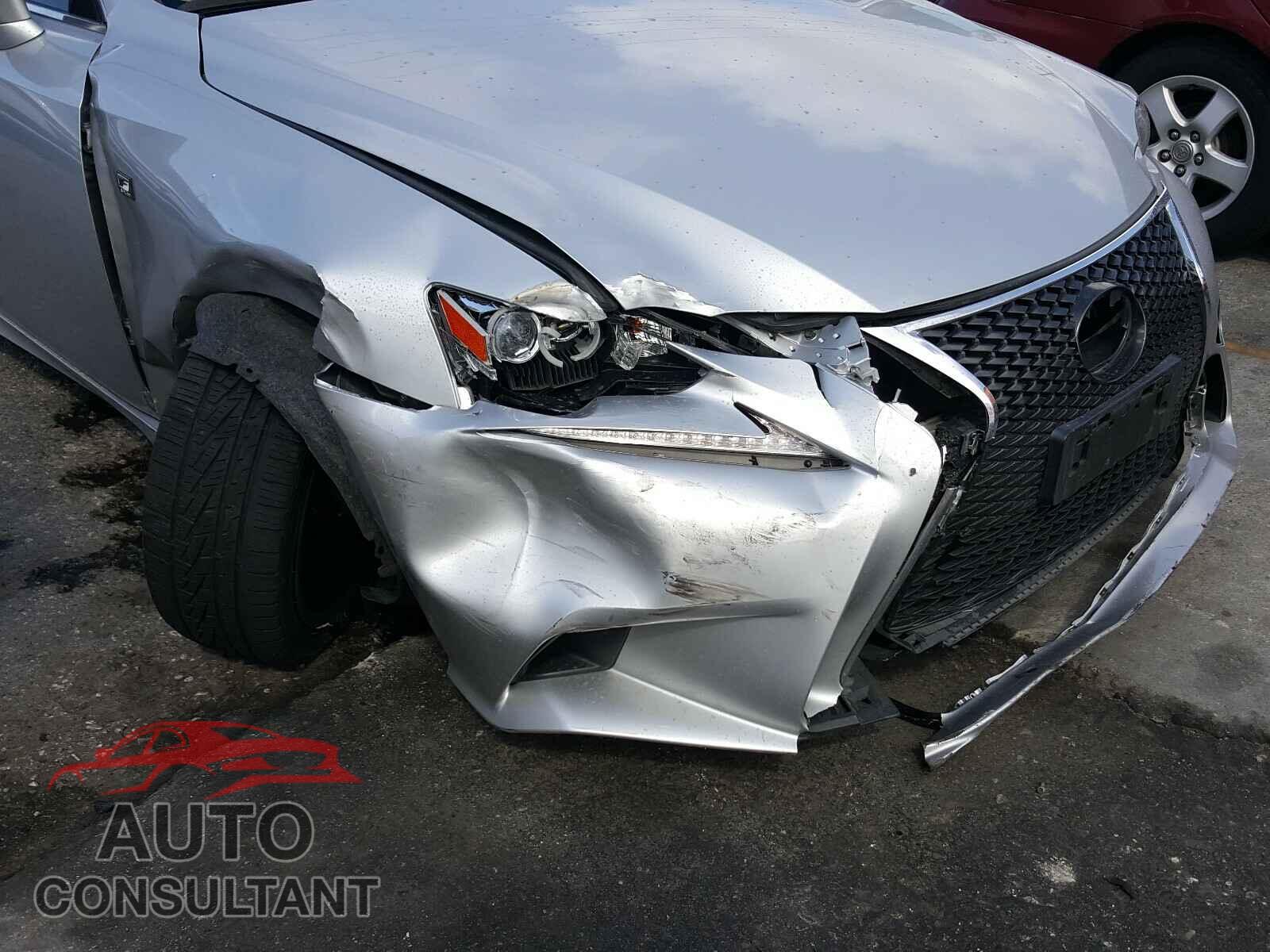 LEXUS IS 2016 - JTHBA1D23G5018043