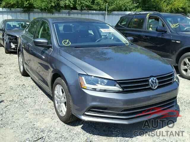 VOLKSWAGEN JETTA 2017 - 3VW2B7AJ4HM323010