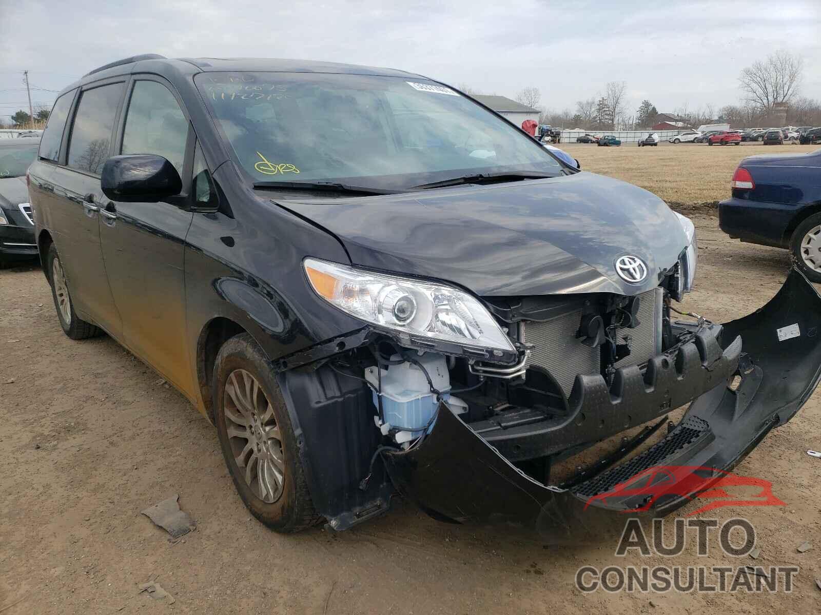 TOYOTA SIENNA 2017 - 5TDYZ3DC1HS824662