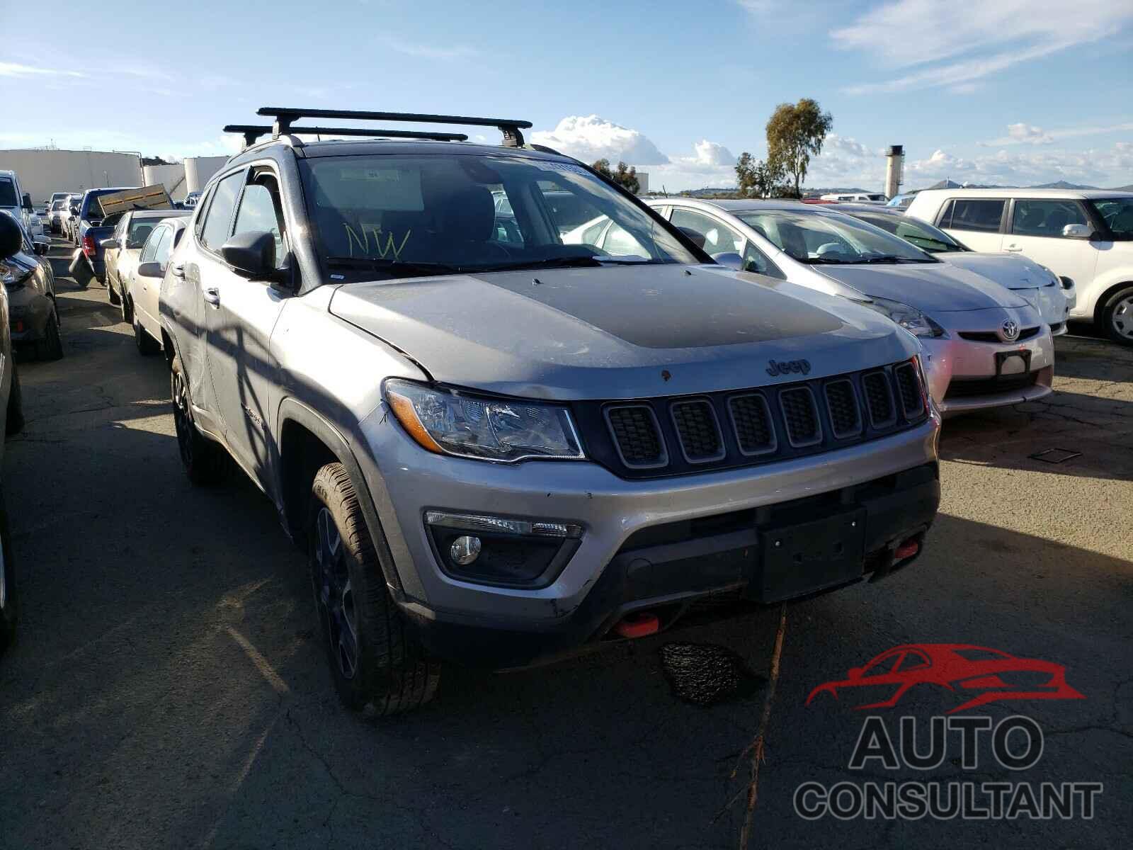 JEEP COMPASS 2019 - 3C4NJDDB8KT790353