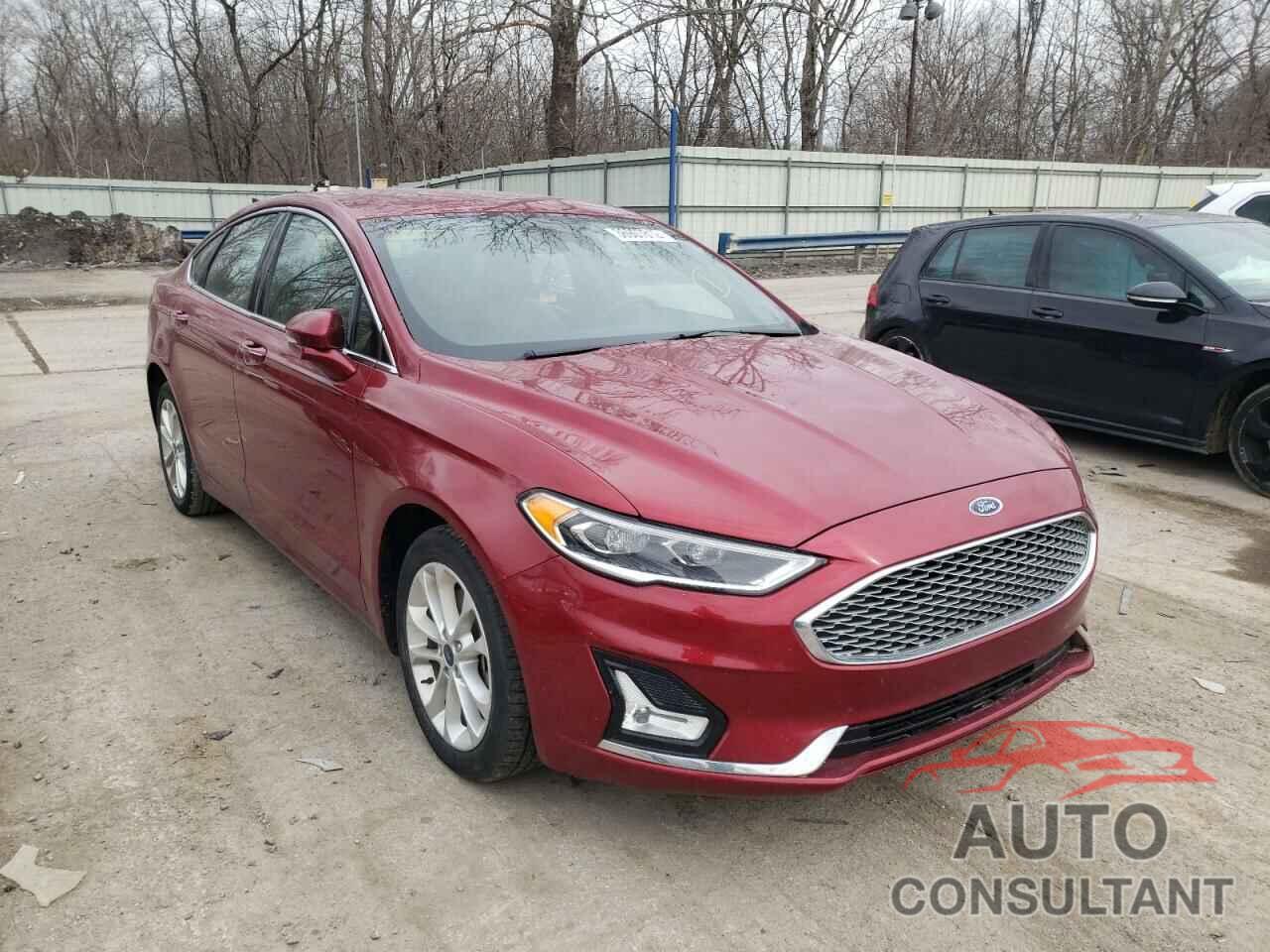 FORD FUSION 2019 - 3FA6P0SU1KR185254