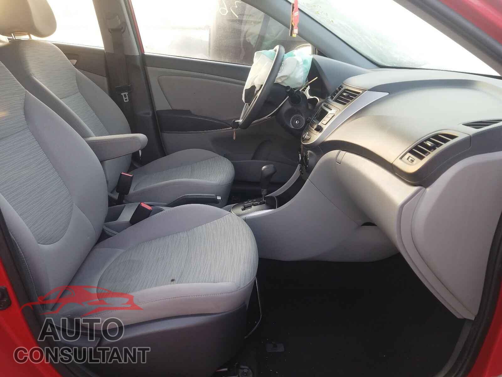 HYUNDAI ACCENT 2016 - KMHCT4AE2GU107300
