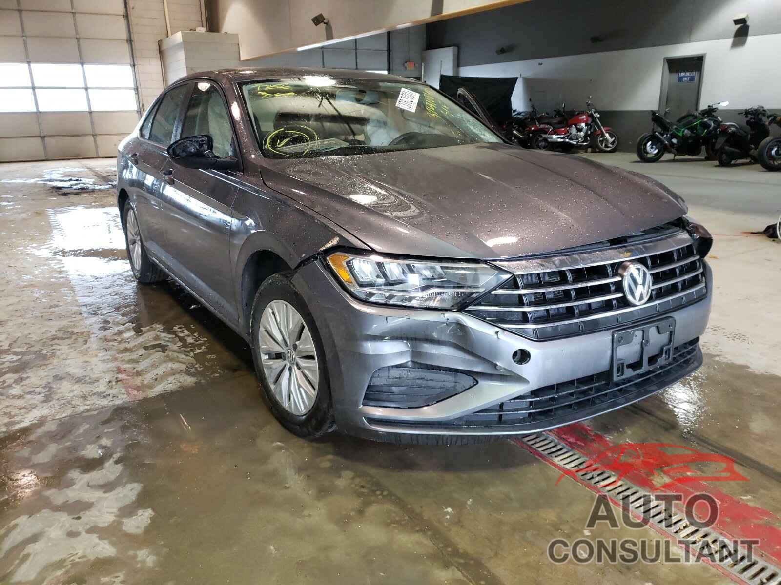 VOLKSWAGEN JETTA 2019 - 3VWC57BU8KM093127