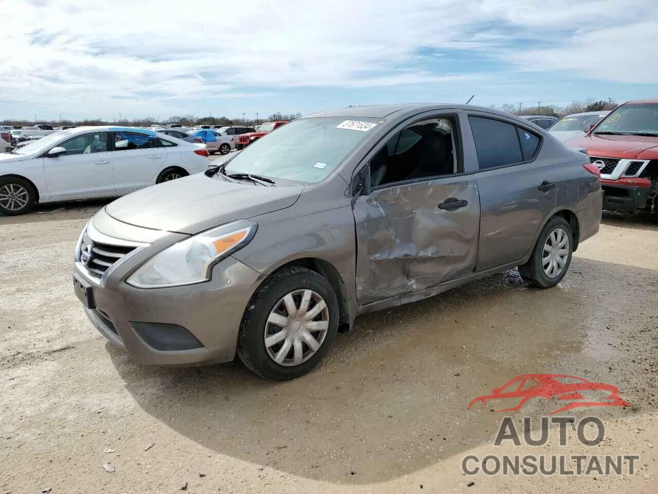 NISSAN VERSA 2017 - 3N1CN7AP3HL908737