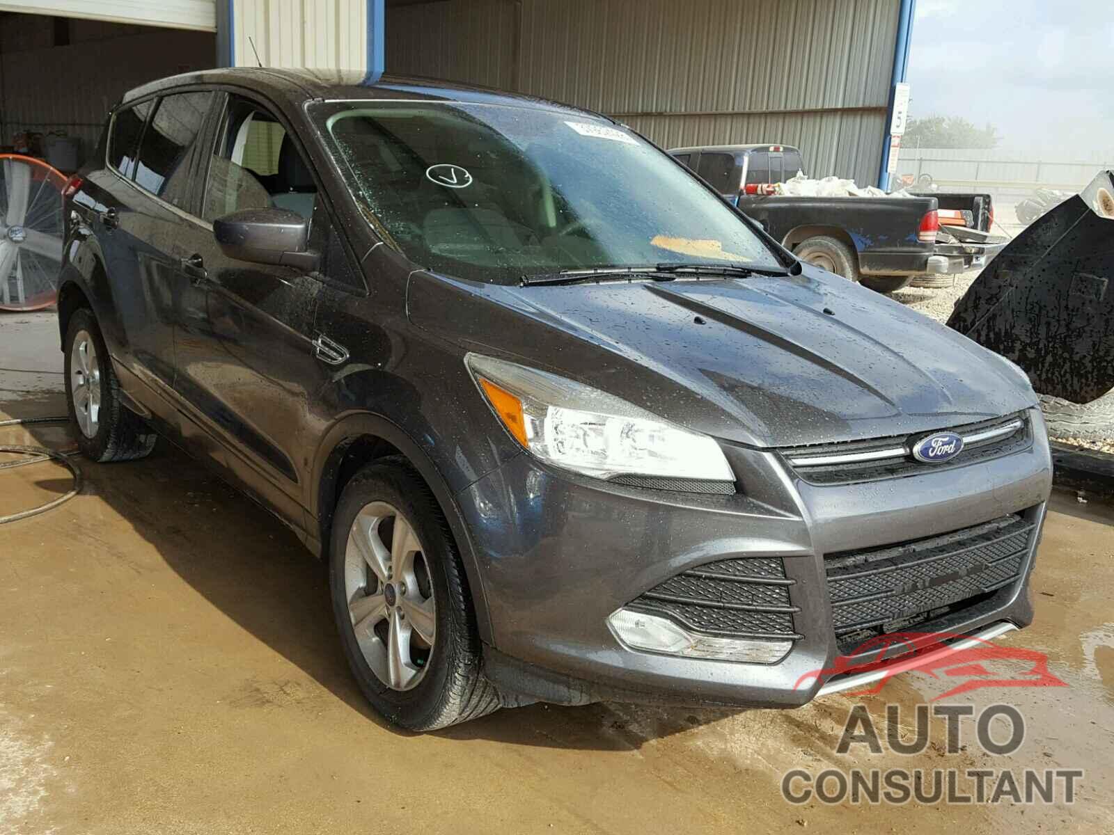 FORD ESCAPE 2015 - 1FMCU0G79FUB36709