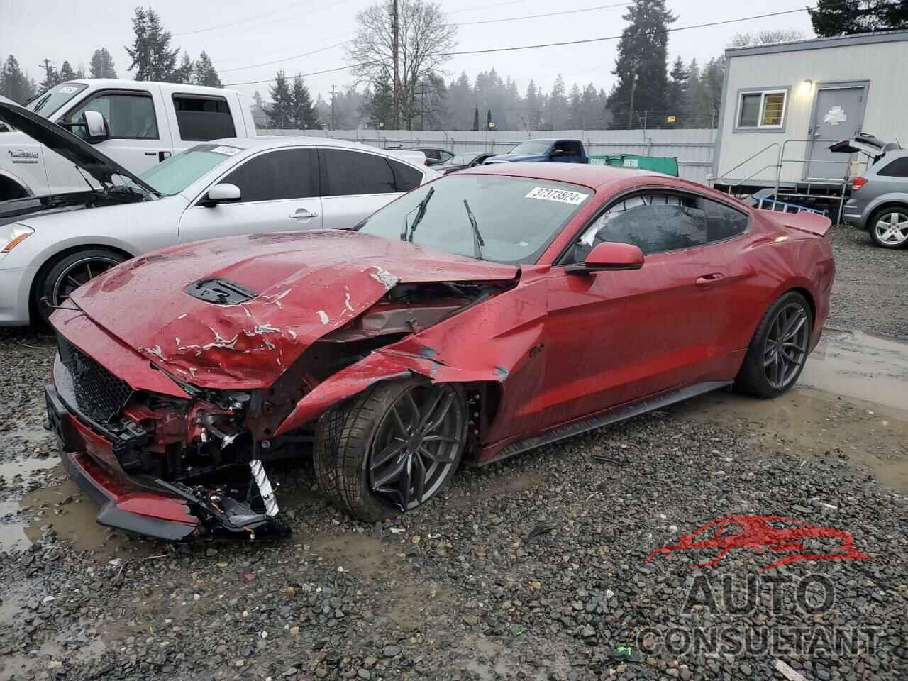 FORD MUSTANG 2018 - 1FA6P8CFXJ5185429