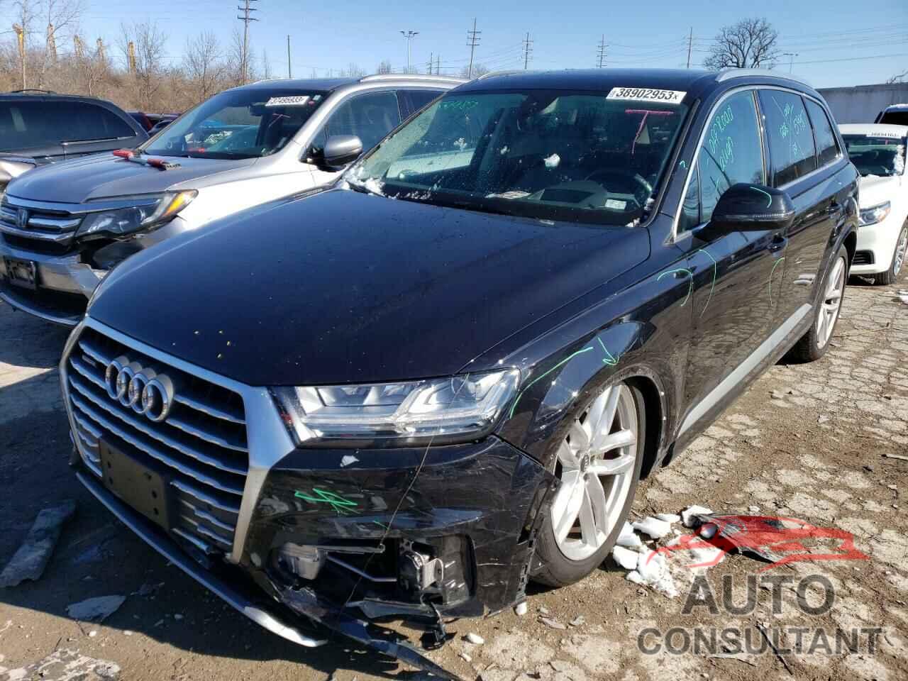 AUDI Q7 2018 - WA1VAAF78JD053921