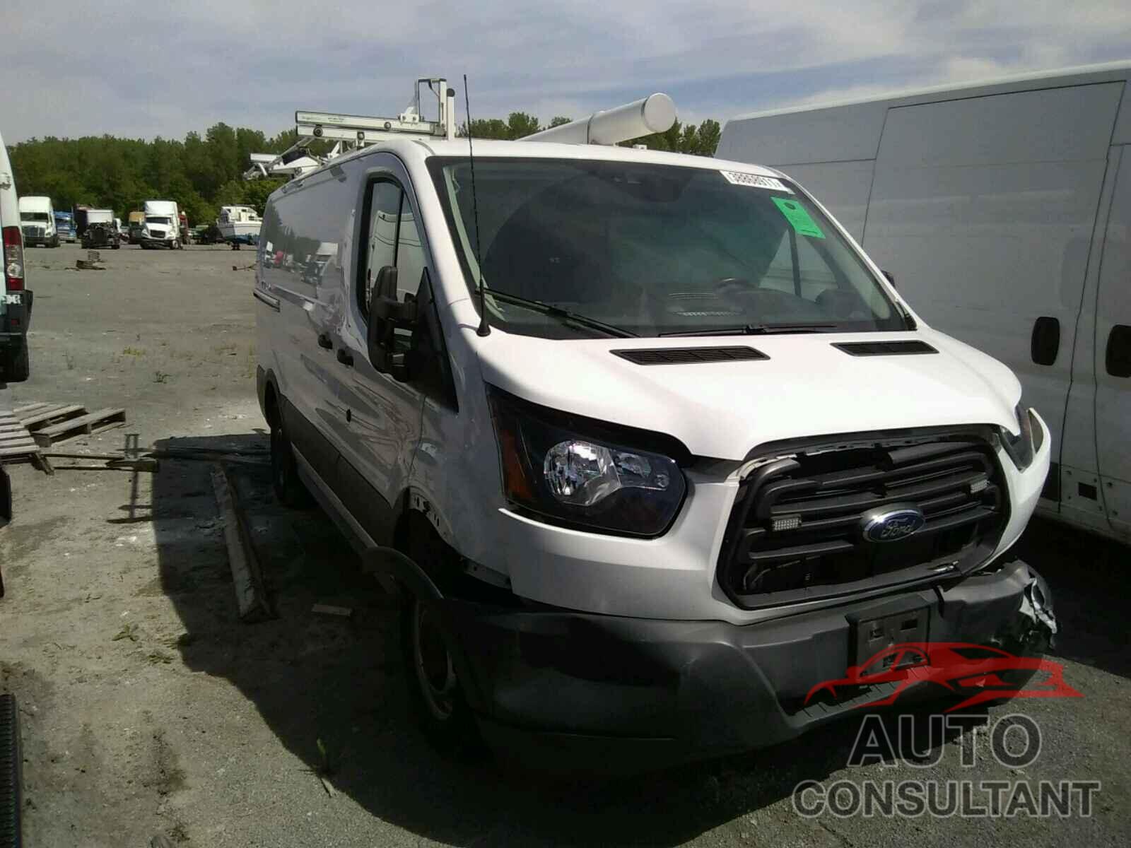 FORD TRANSIT CO 2018 - 1FTYE1YMXJKA53067