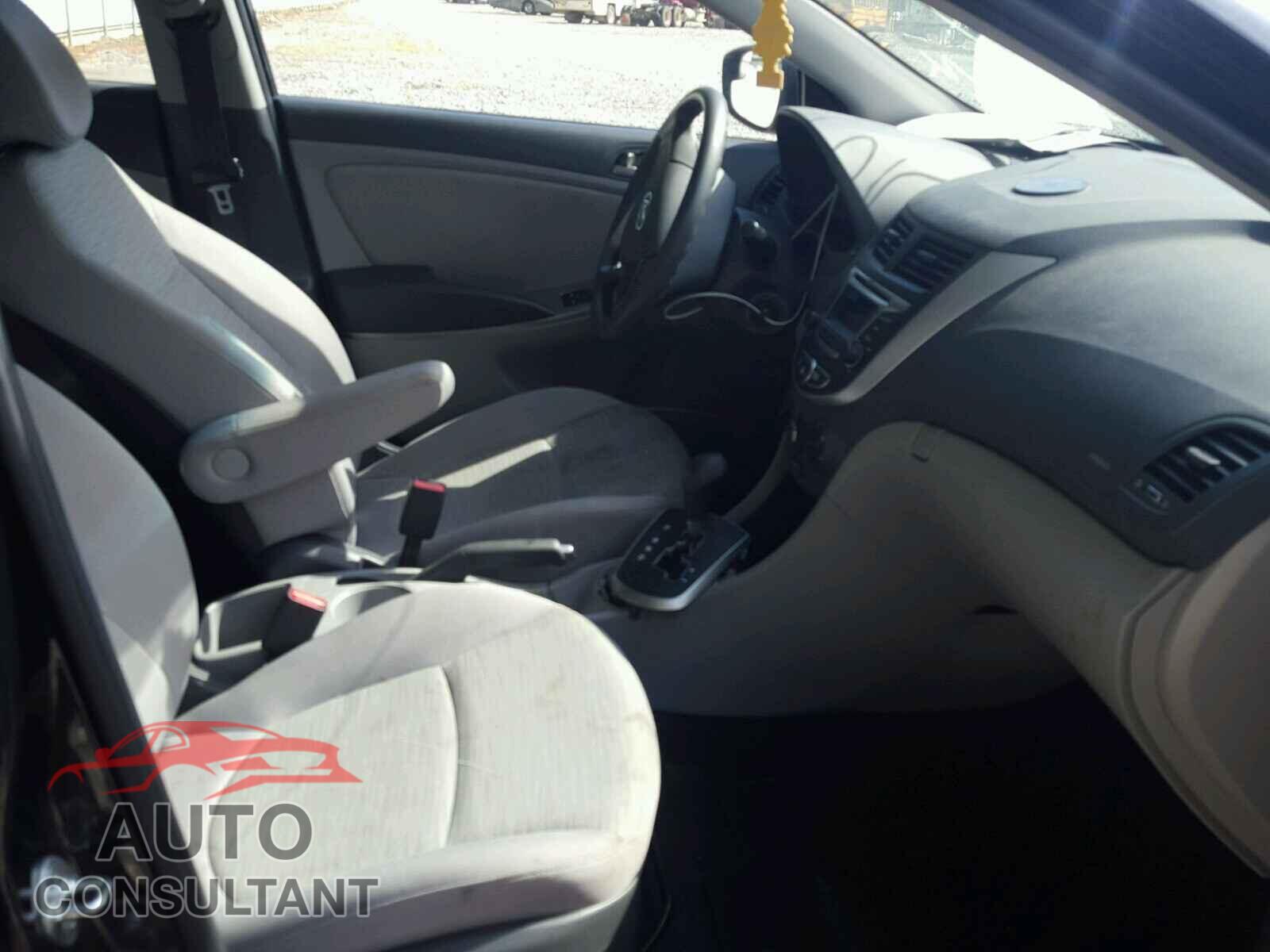 HYUNDAI ACCENT 2015 - KMHCT5AE4FU231122