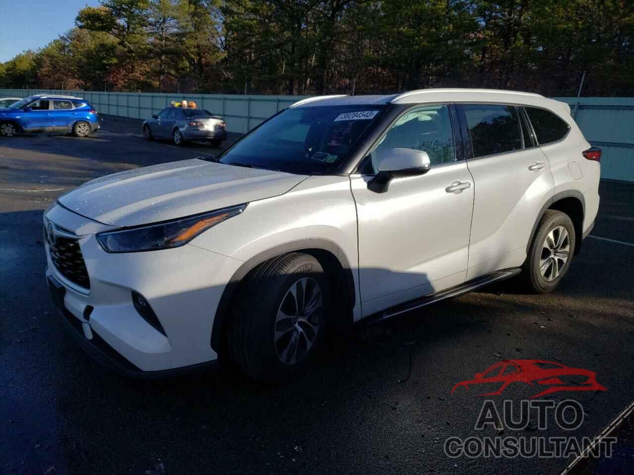 TOYOTA HIGHLANDER 2022 - 5TDGZRBH6NS572769