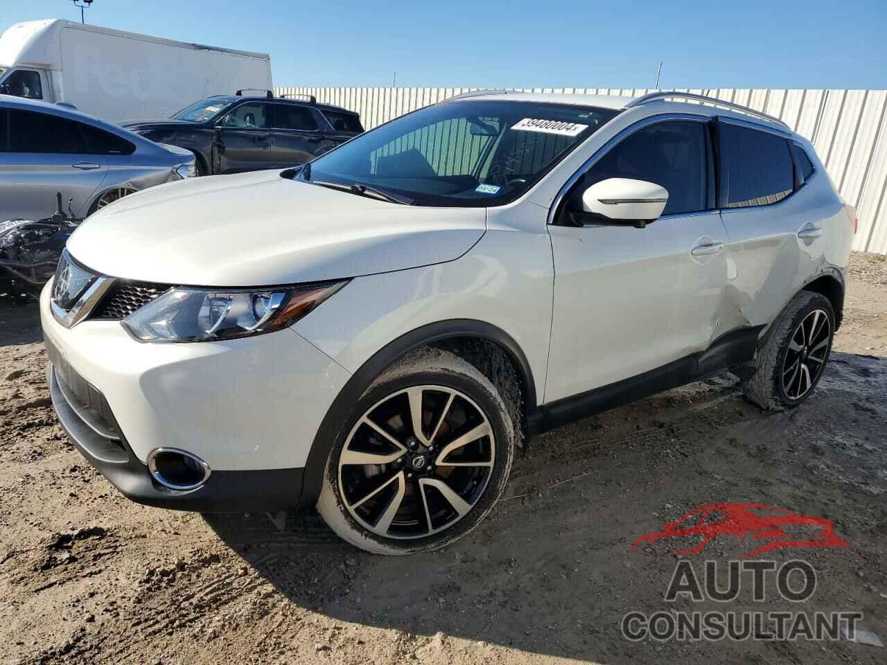 NISSAN ROGUE 2018 - JN1BJ1CP2JW195900