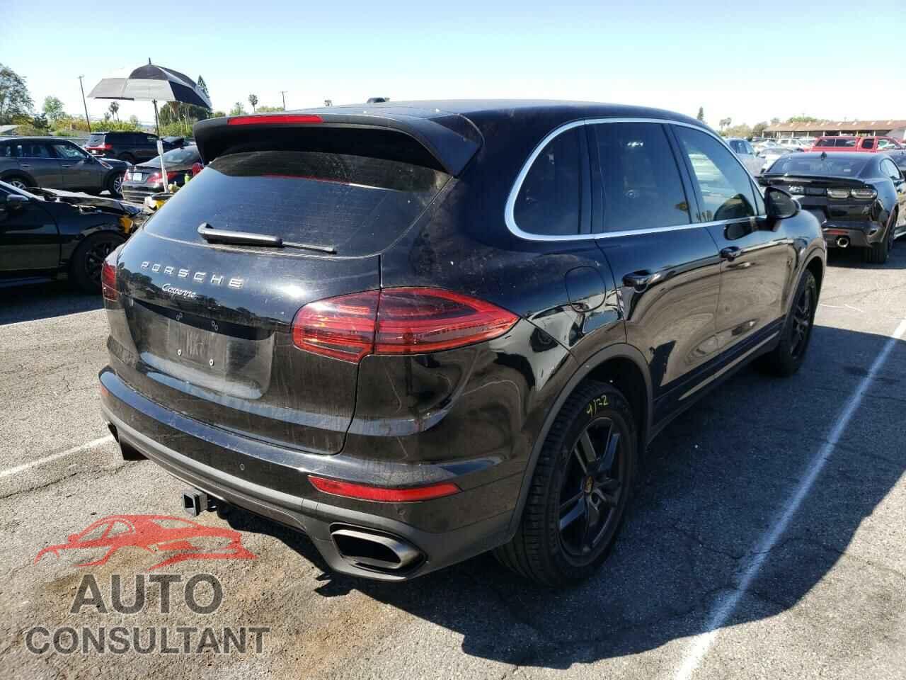 PORSCHE CAYENNE 2016 - WP1AA2A28GKA10592