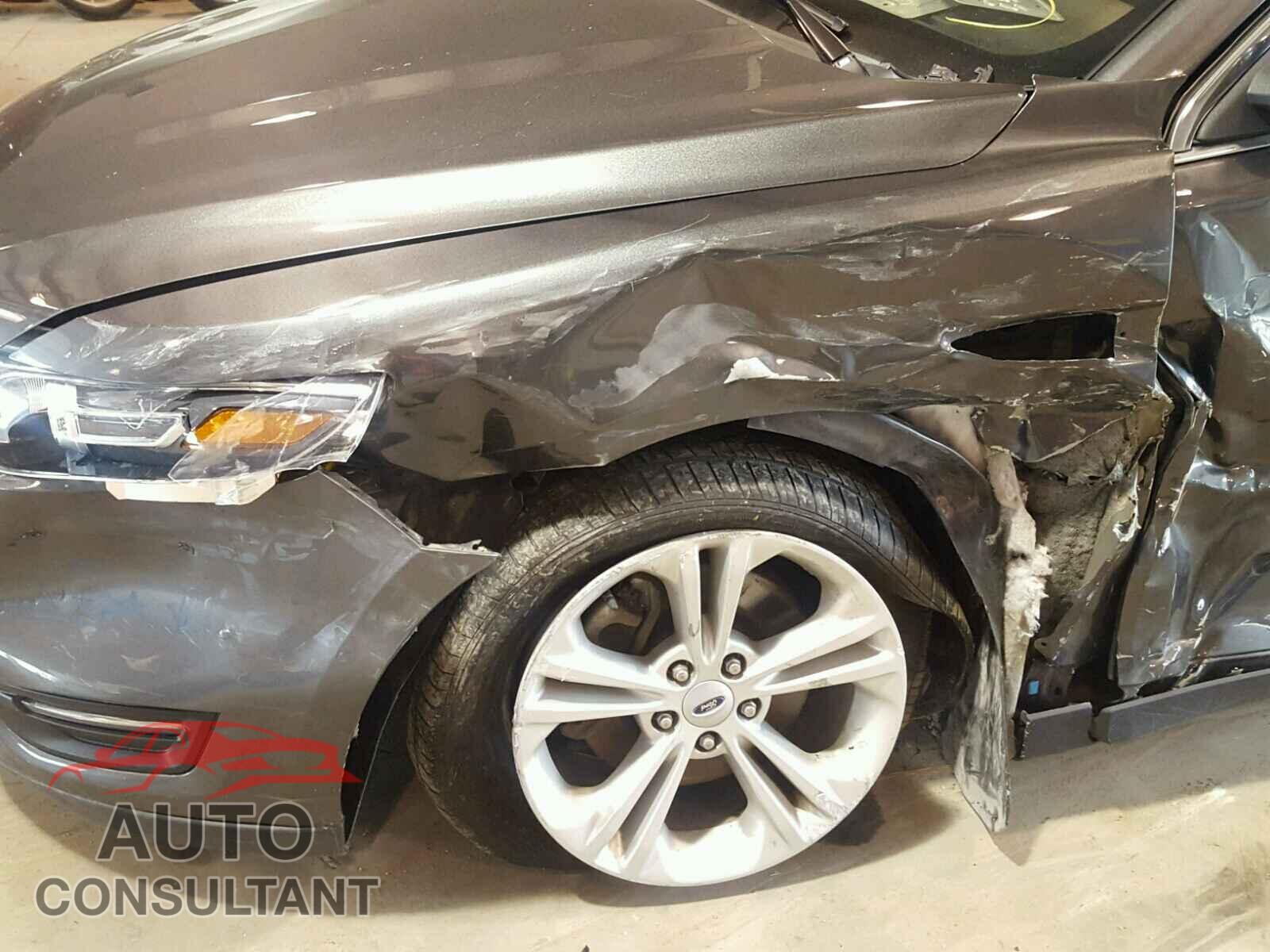 FORD TAURUS 2016 - 1FAHP2E81GG143670