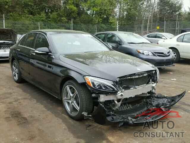 MERCEDES-BENZ C300 2015 - 55SWF4KB6FU018199