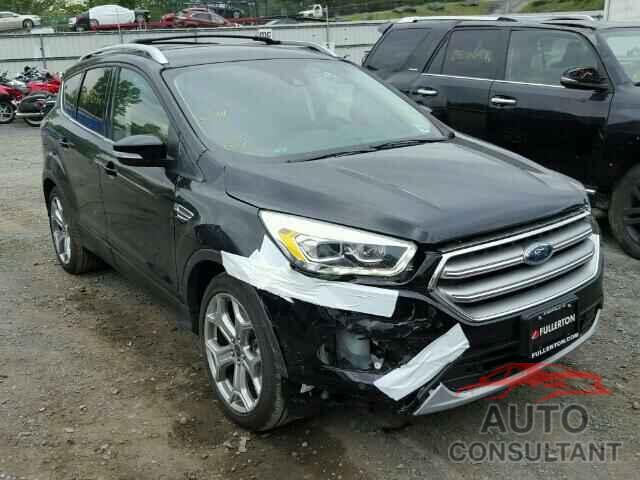 FORD ESCAPE 2017 - 1FMCU9J97HUA02167