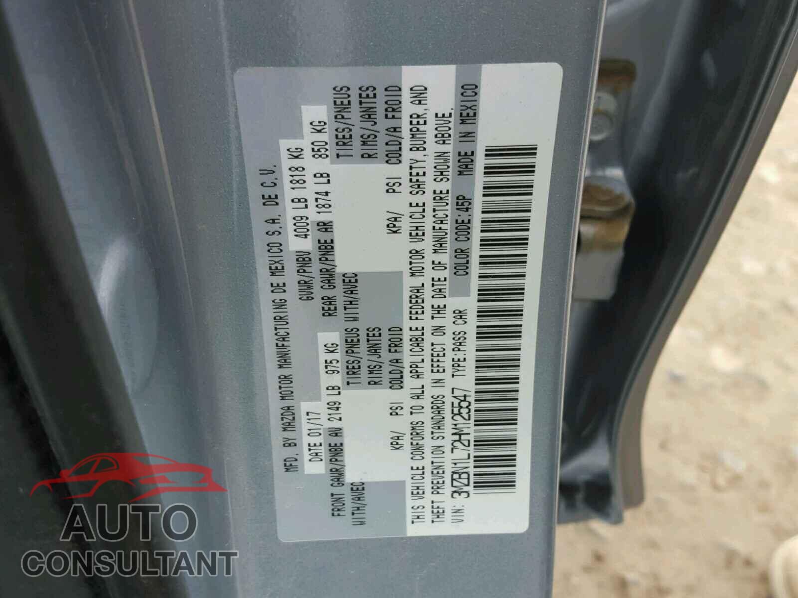 MAZDA 3 2017 - 3MZBN1L72HM125547