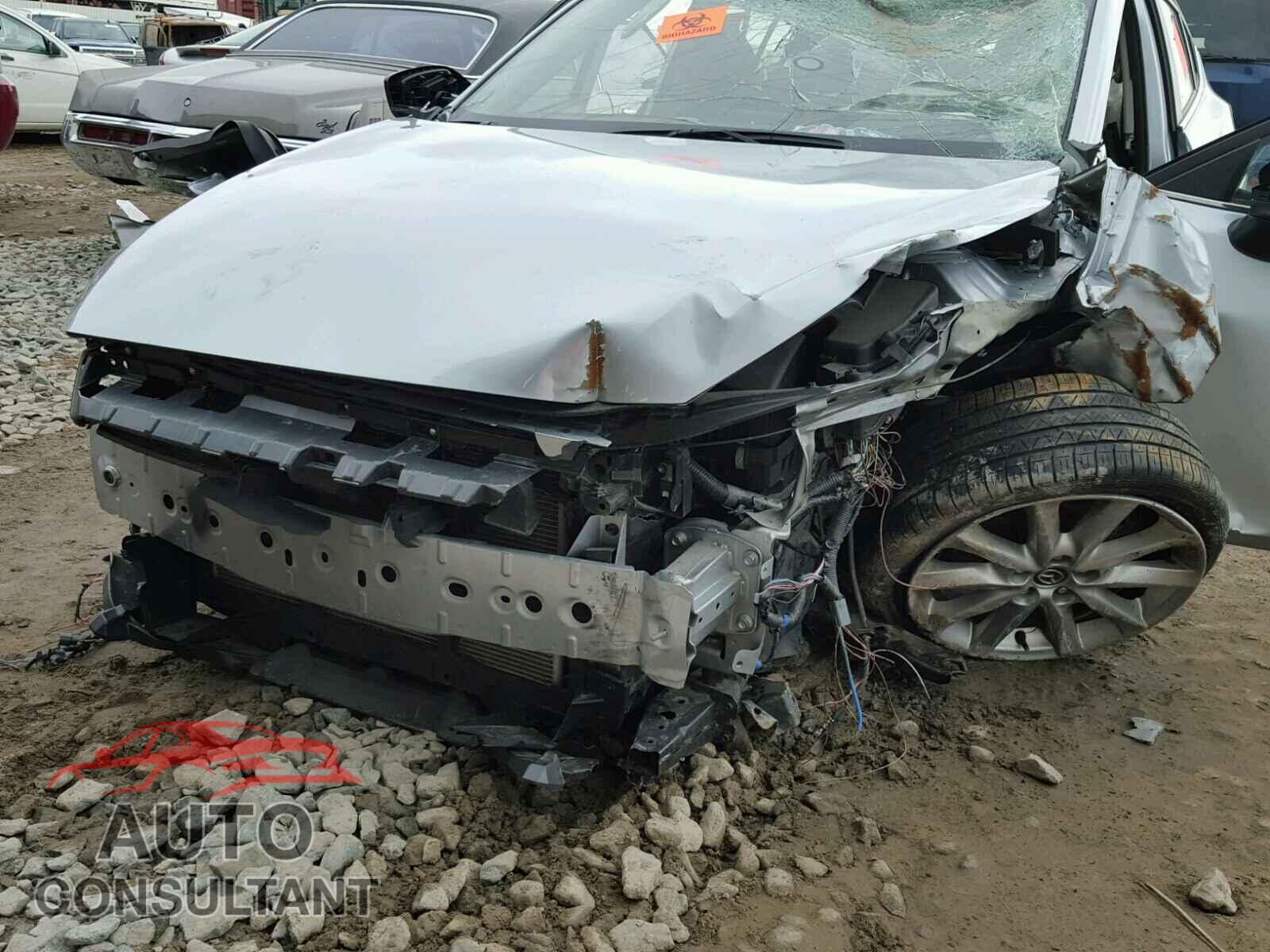 MAZDA 3 2017 - 3MZBN1L72HM125547