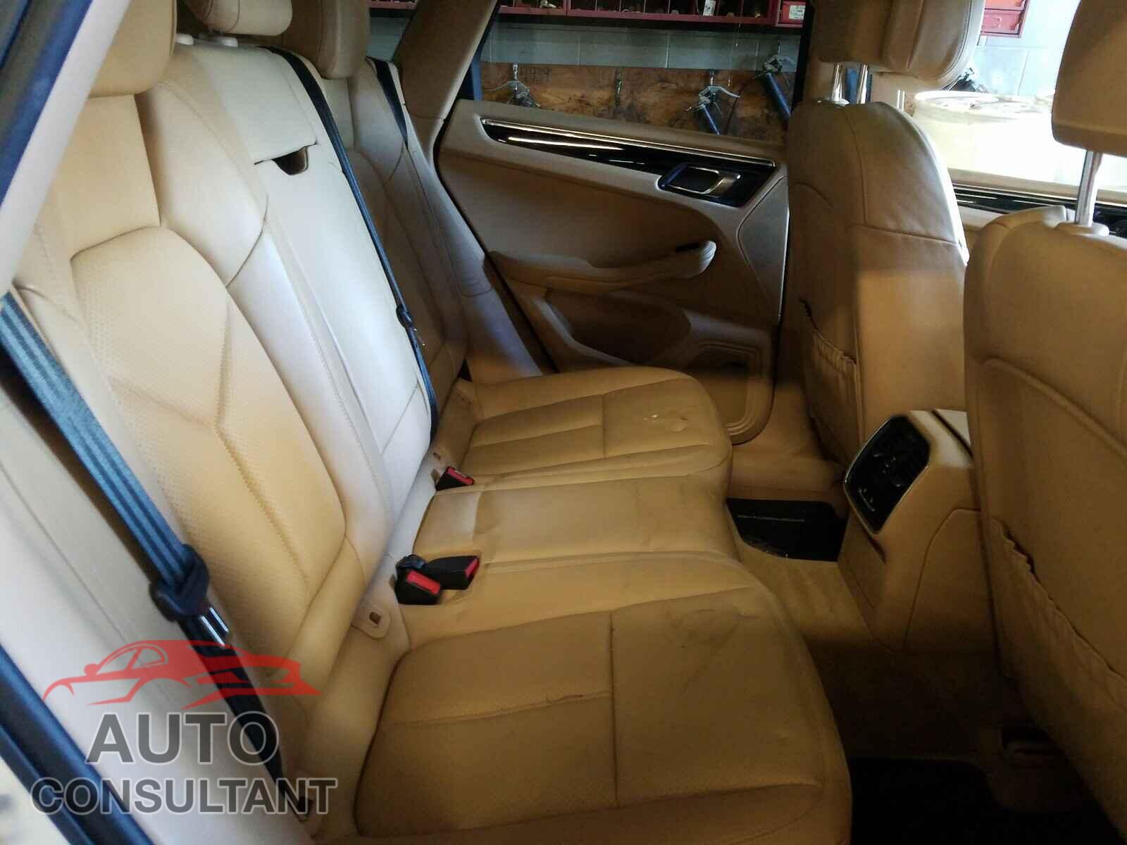 PORSCHE MACAN 2016 - WP1AB2A58GLB40180