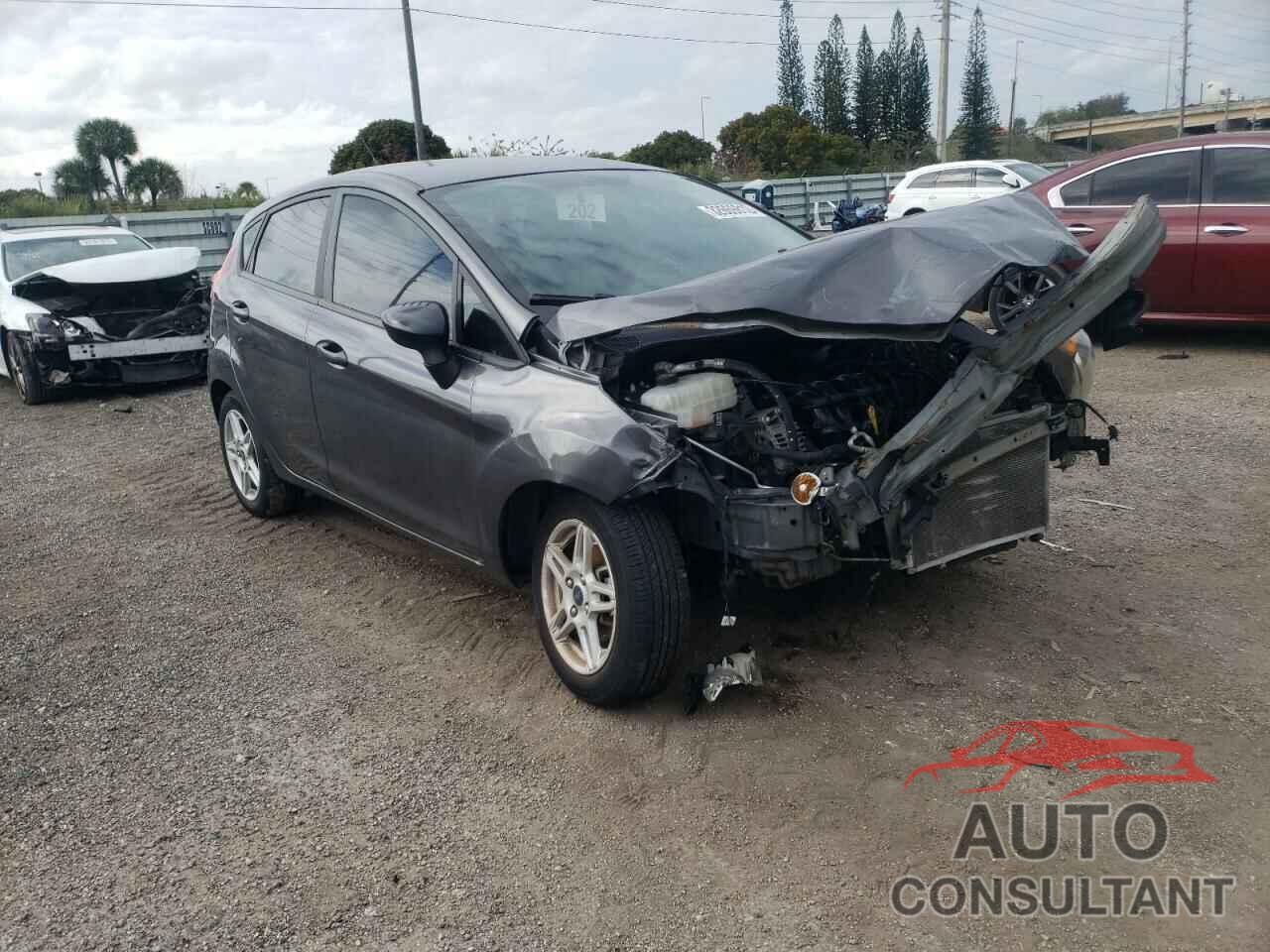 FORD FIESTA 2018 - SHHFK7H64KU225269