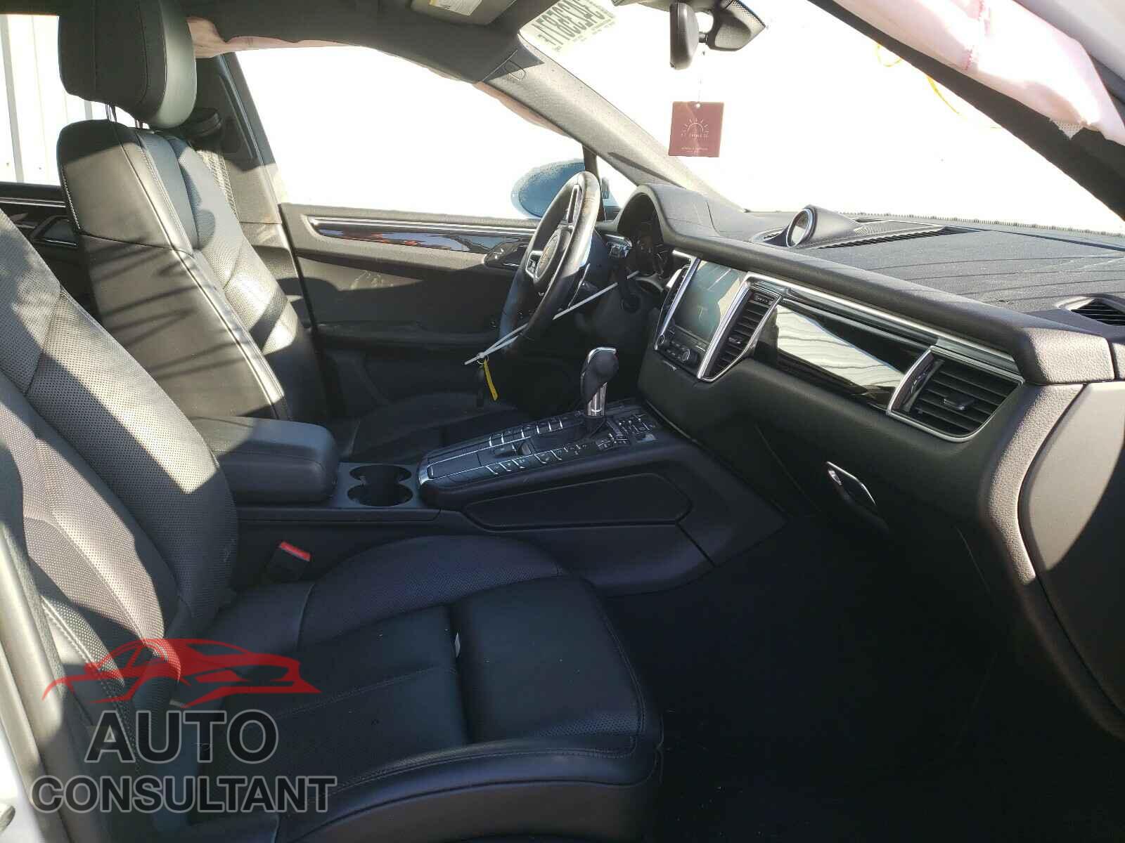 PORSCHE MACAN 2018 - WP1AA2A54JLB12547