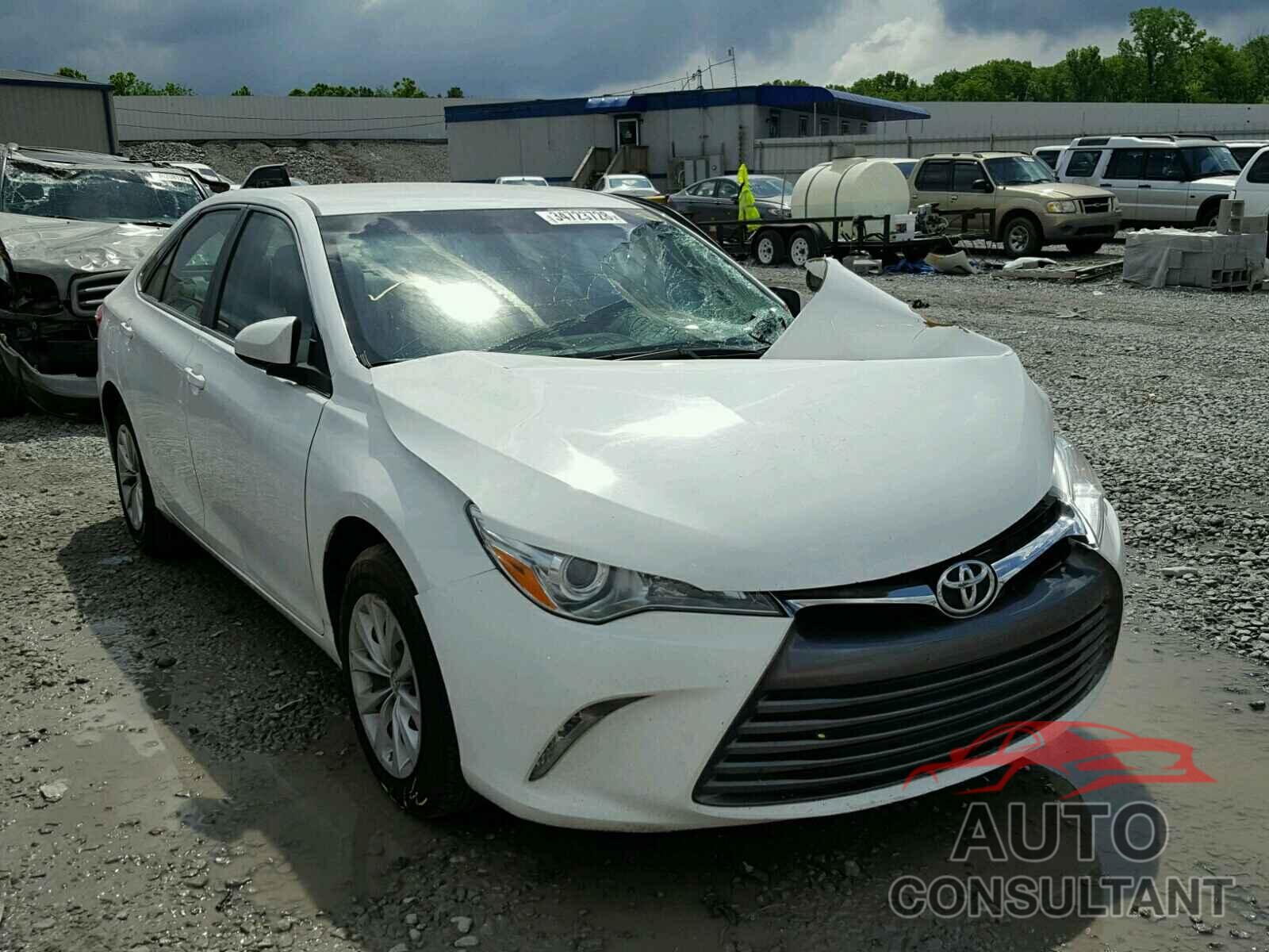 TOYOTA CAMRY 2015 - 4T1BF1FK7FU933669