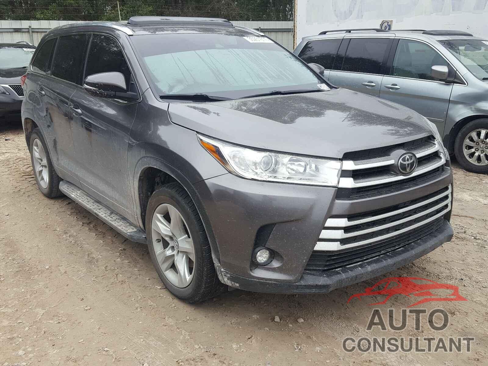TOYOTA HIGHLANDER 2018 - 5TDKZRFH0JS264432