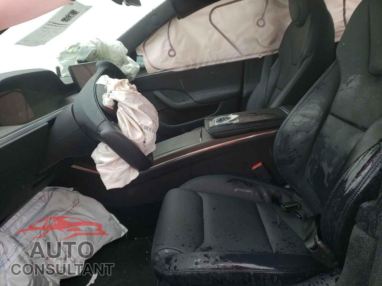 TESLA MODEL S 2021 - 5YJSA1E55MF454607