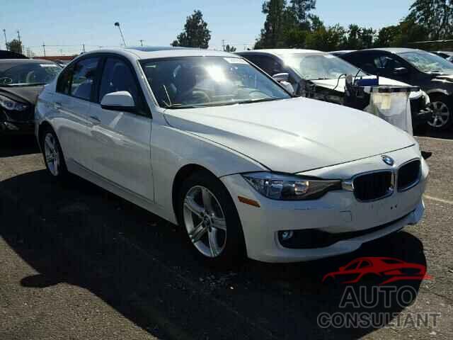 BMW 3 SERIES 2015 - WBA3B1C50FK135865