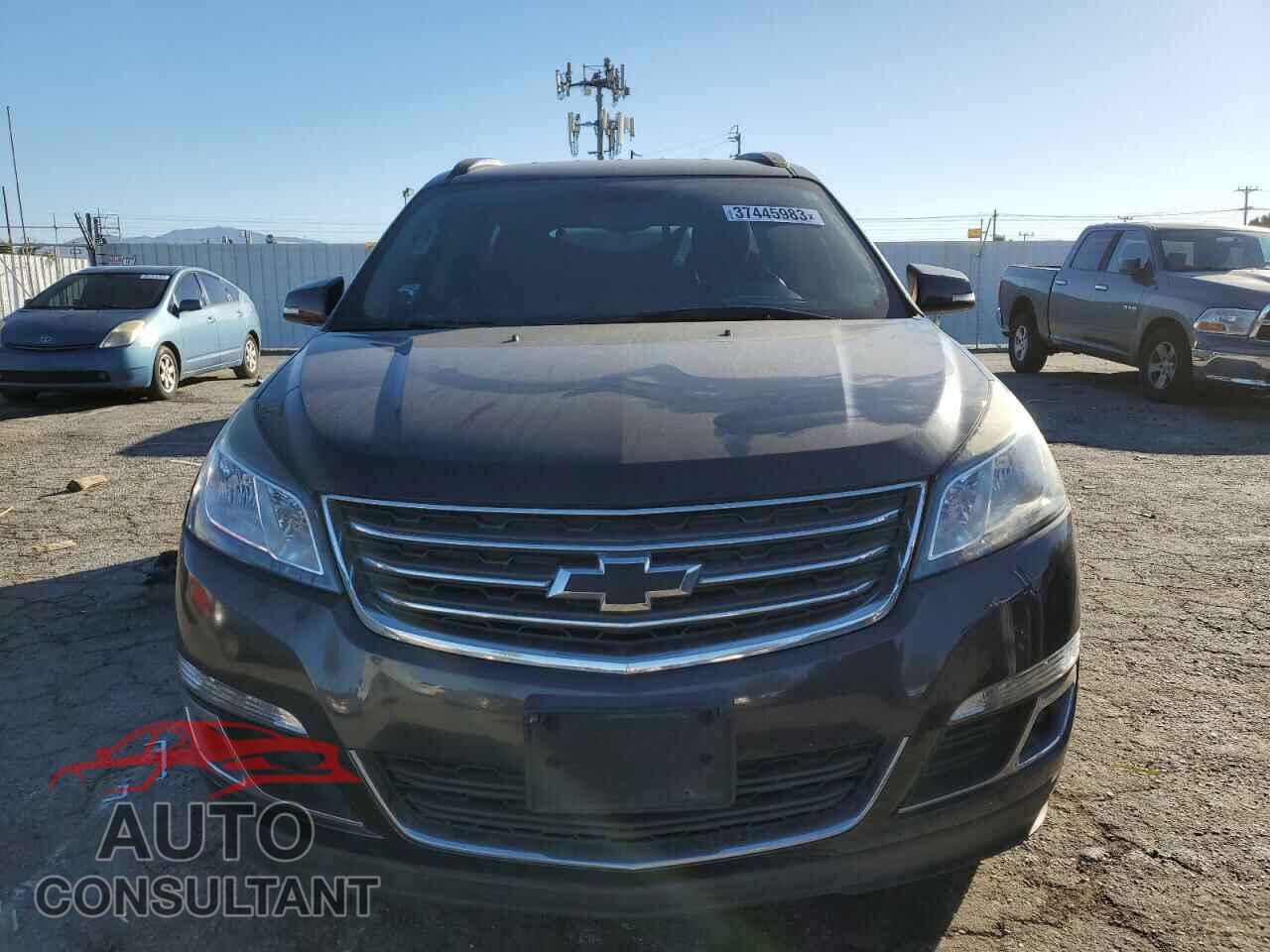 CHEVROLET TRAVERSE 2017 - 1GNKRGKD6HJ251870