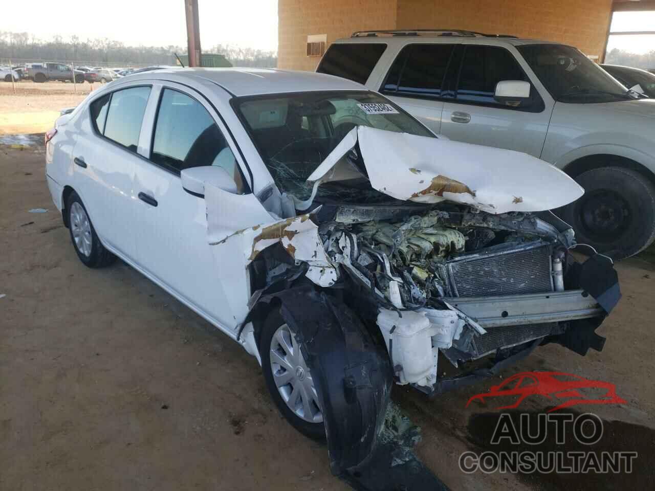 NISSAN VERSA 2017 - 3N1CN7AP6HL850493