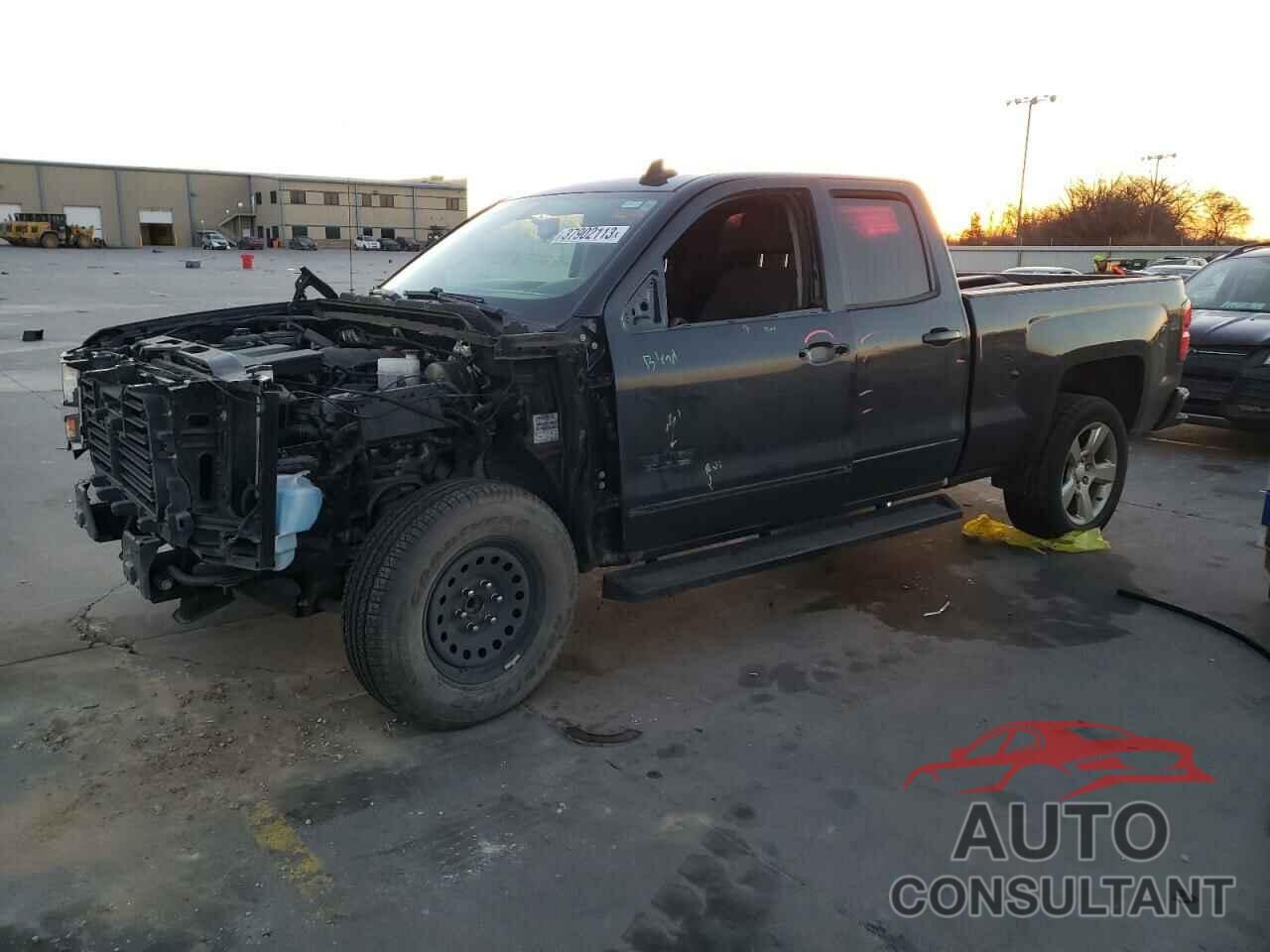 CHEVROLET SILVERADO 2017 - 1GCRCREH8HZ352588