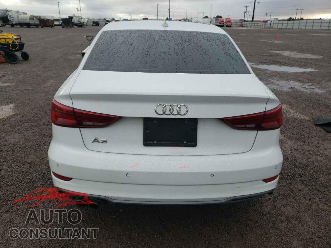 AUDI A3 2018 - WAUGUGFF4J1027573