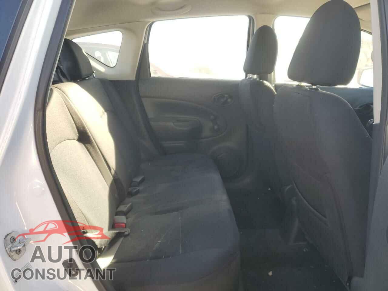 NISSAN VERSA 2016 - 3N1CE2CPXGL409092