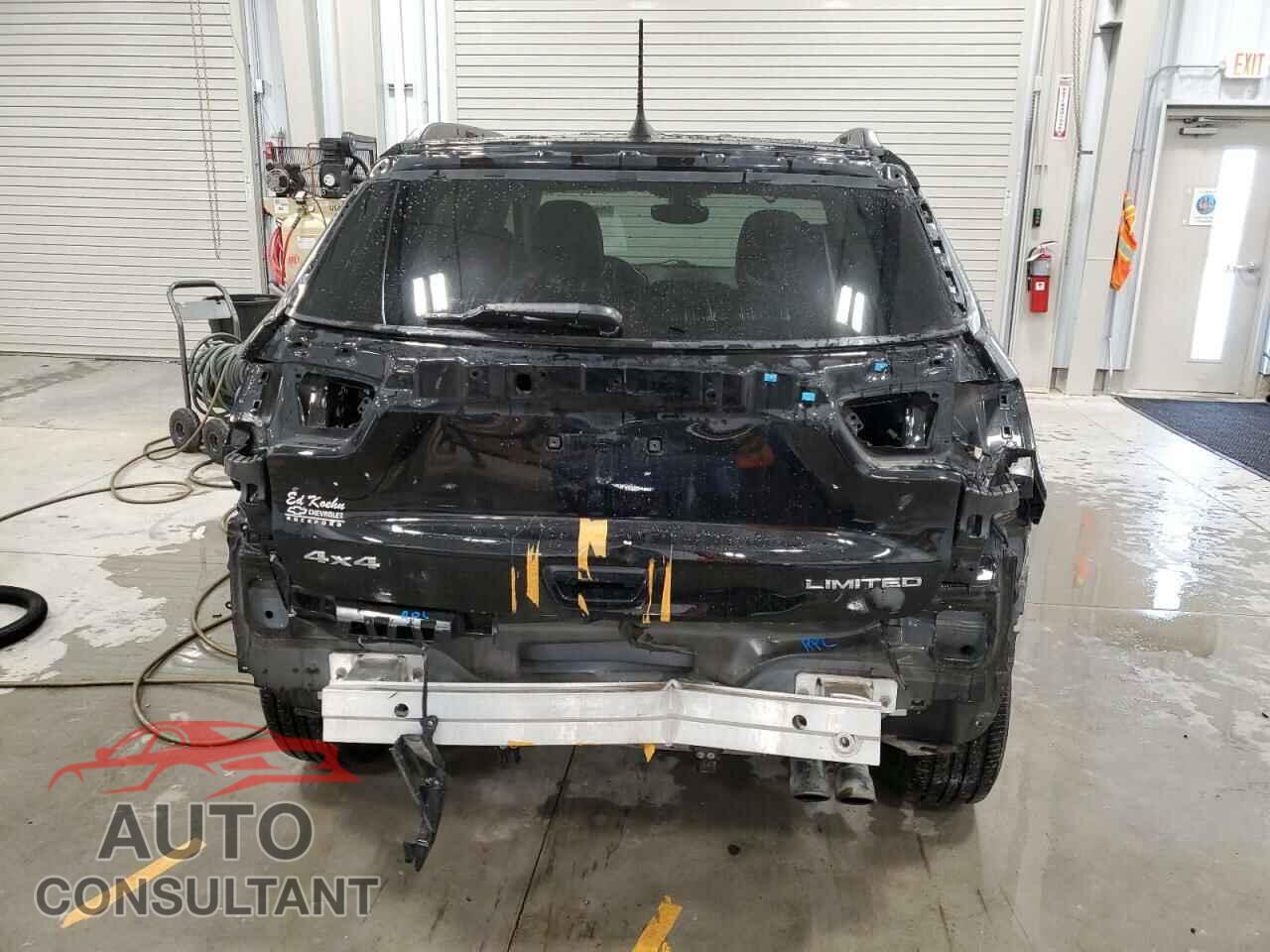 JEEP COMPASS 2019 - 3C4NJDCB2KT812882