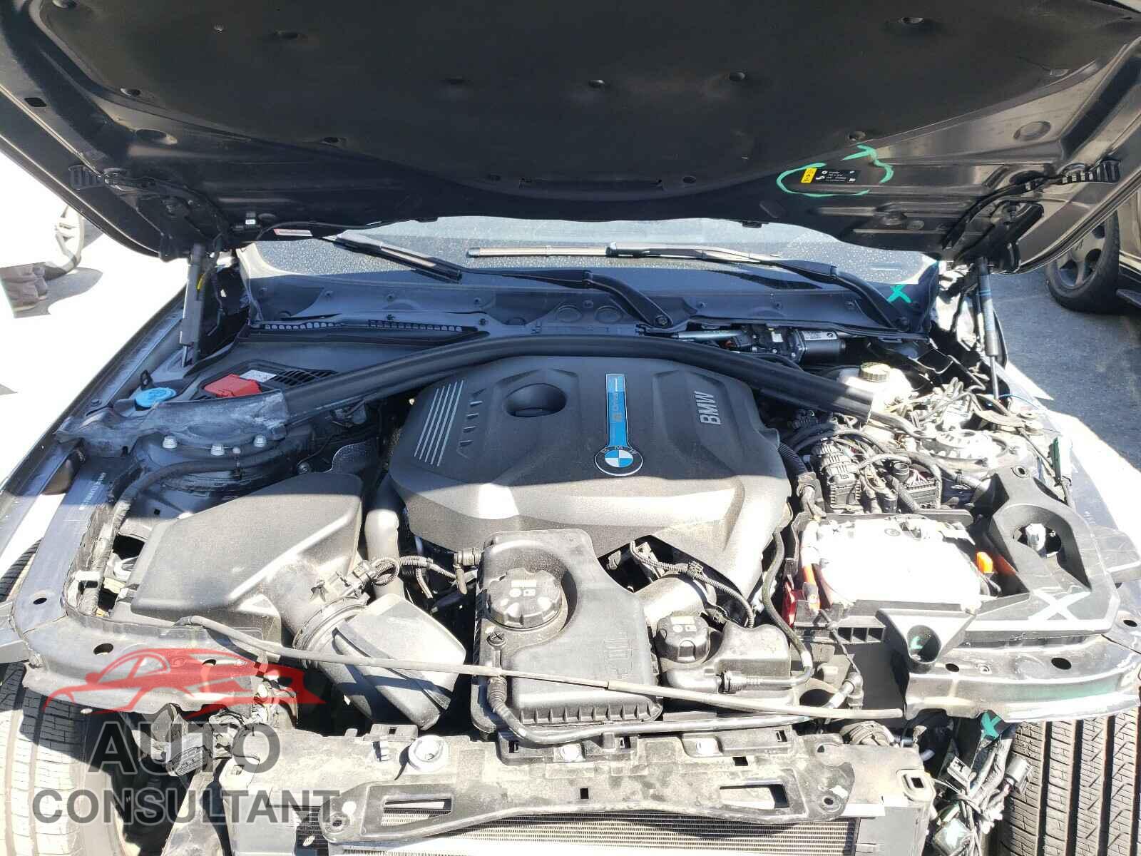 BMW 3 SERIES 2017 - WBA8E1C52HK895232