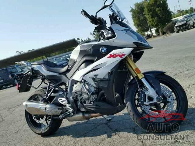 BMW S 1000 XR 2016 - WB10D1305GZ462899