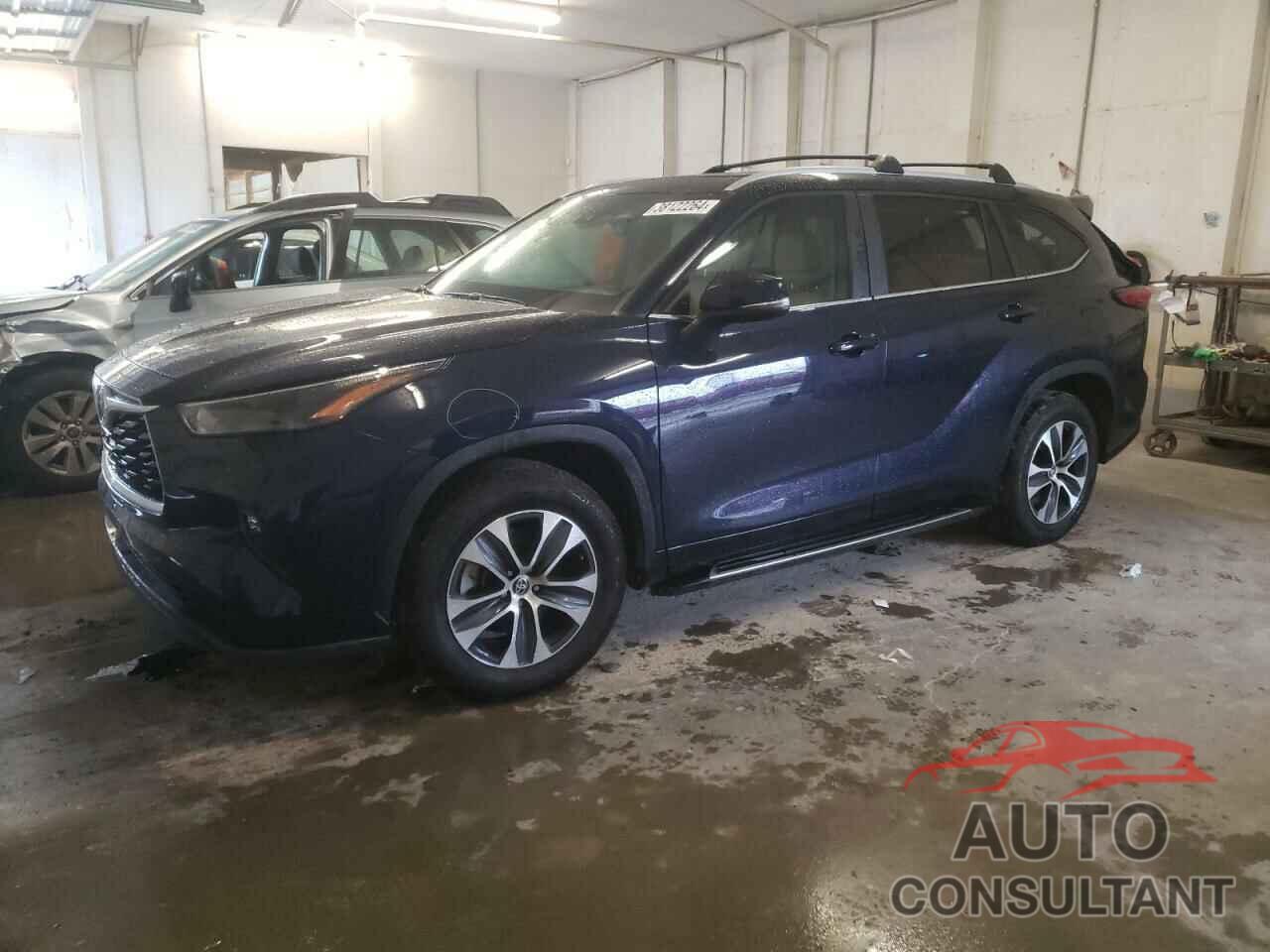 TOYOTA HIGHLANDER 2023 - 5TDKDRAH6PS008827