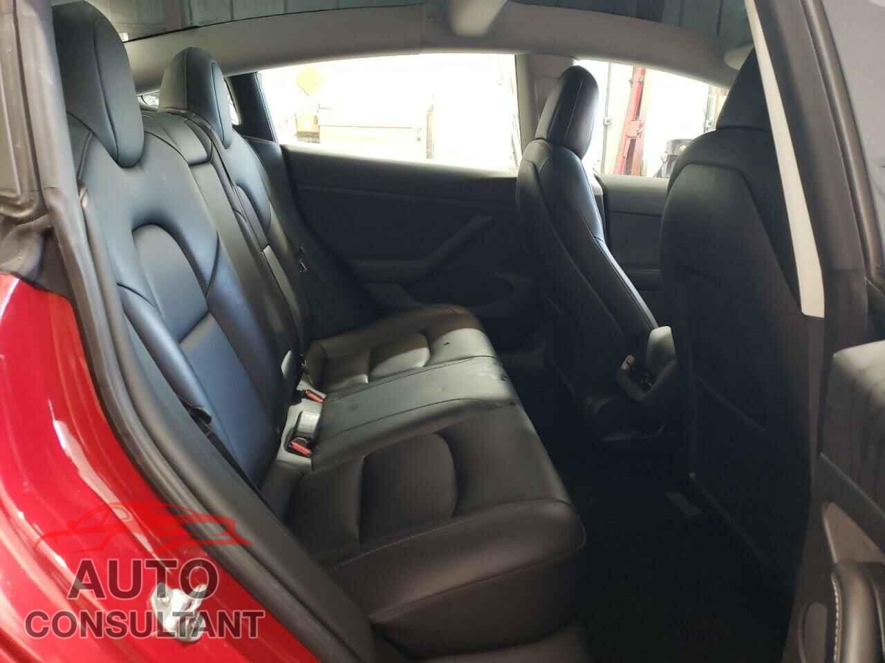 TESLA MODEL 3 2022 - 5YJ3E1EA4NF370415