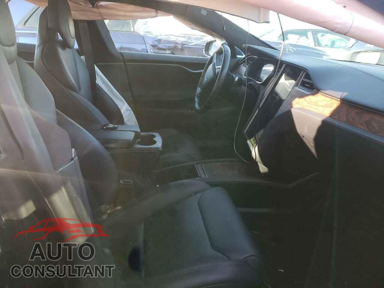 TESLA MODEL S 2018 - 5YJSA1E26JF297817