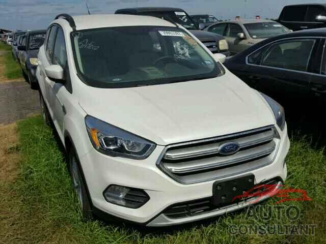 FORD ESCAPE 2017 - 1FMCU0GD3HUD93194