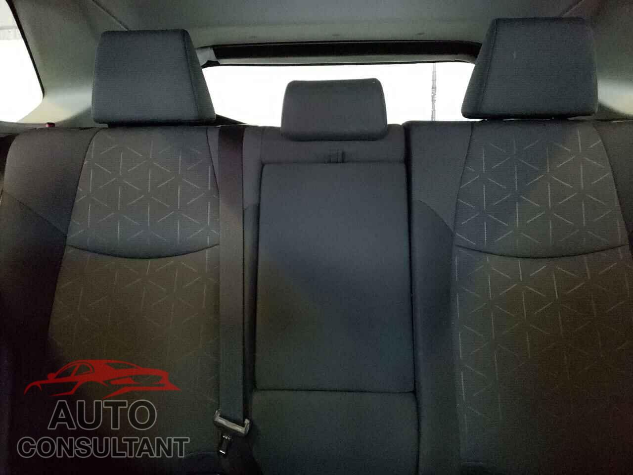 TOYOTA RAV4 2019 - JTMP1RFV4KD521866